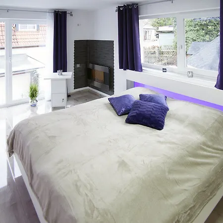 Designpension Idyll Nr2 Garni Hotel