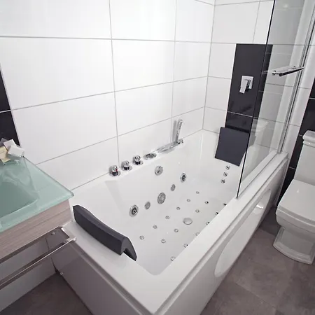 Designpension Idyll Nr2 Garni מלון 4*