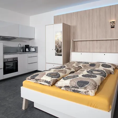מלון Designpension Idyll Nr2 Garni 4*