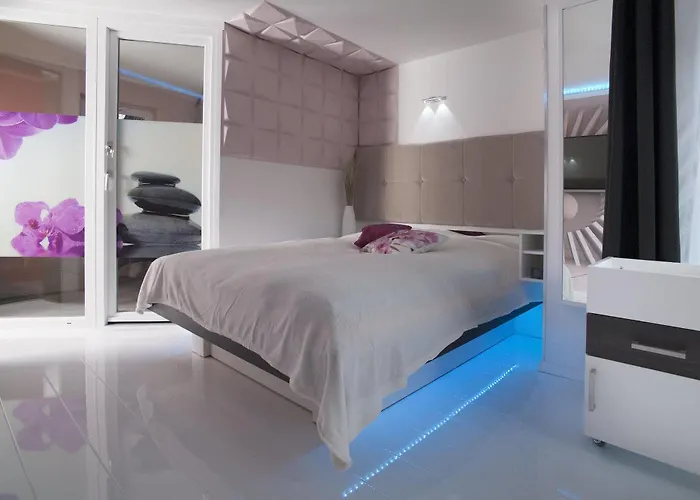 Designpension Idyll Nr2 Garni Hotel